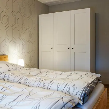Stunning In W/ Jacuzzi, Wifi And 2 Bedrooms *
